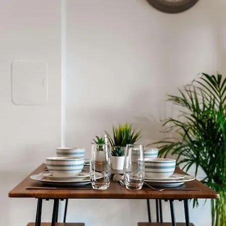 Central Maidstone Contractor Flat Buitenkant foto